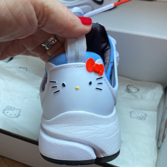 Nike Air Presto Hello Kitty - Picture 4 of 9